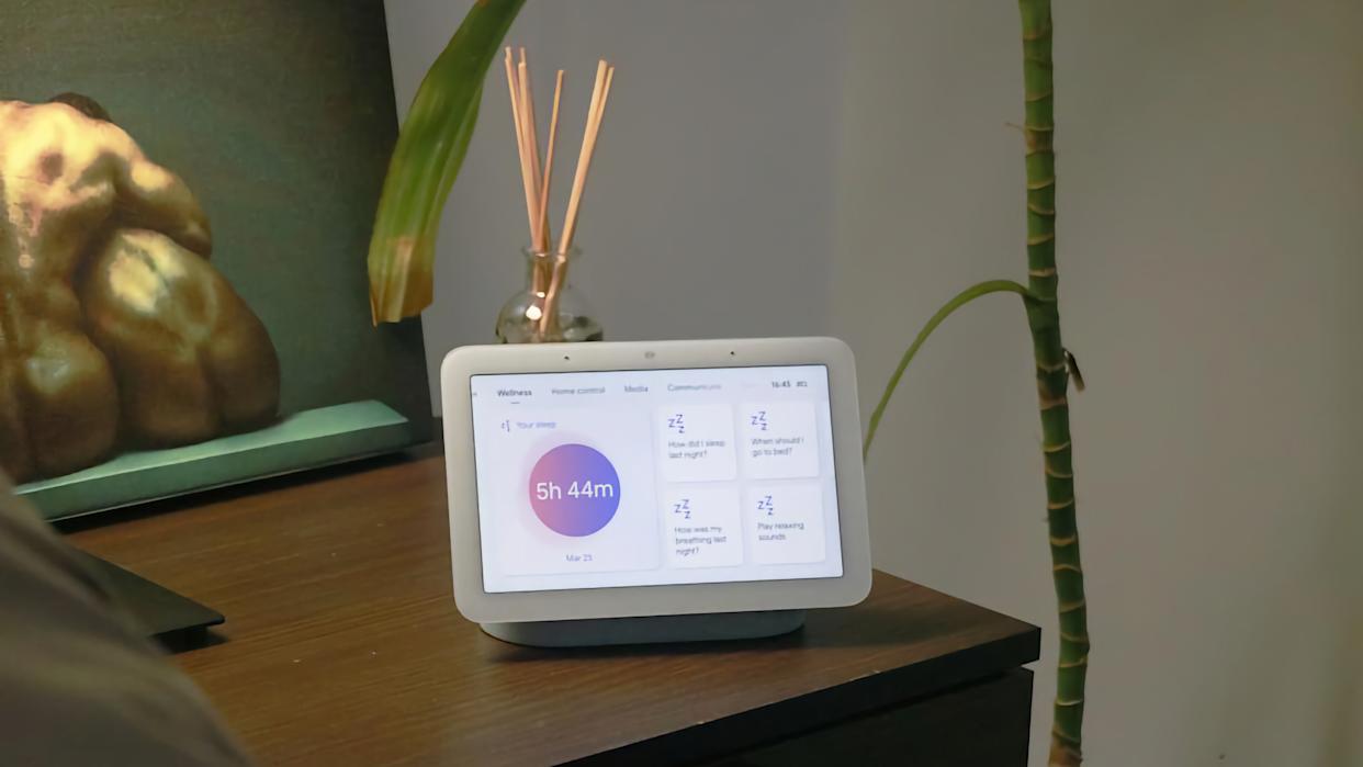 découvrez comment intégrer et utiliser l'assistant vocal gemini de google avec votre appareil google home. guide complet, astuces et fonctionnalités innovantes pour optimiser votre expérience domotique.