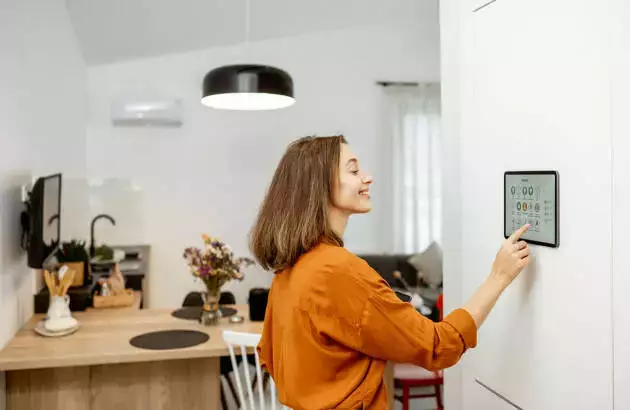 découvrez comment moderniser votre maison connectée pour un confort et une efficacité énergétique optimisés grùce aux derniÚres innovations technologiques.