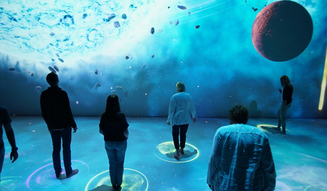 découvrez le programme c4yourself : des salles immersives innovantes avec une domotique intégrale pour une expérience connectée et intuitive chez vous.