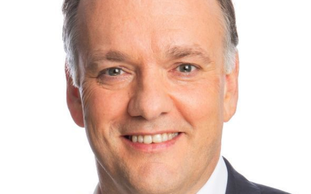 lacroix prévoit un chiffre d'affaires de 445,5 millions d'euros en 2025, en baisse de 6,5% par rapport à l'année précédente.