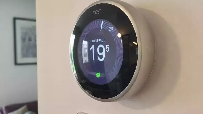 Installation Home Assistant sur mini-PC dans une maison connectée